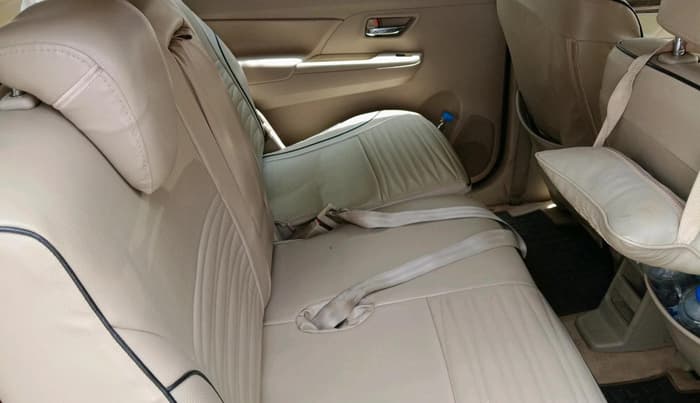 2019 Maruti Ertiga ZXI SHVS, Petrol, Manual, 88,380 km, interior