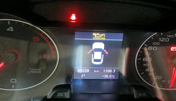 2011 Audi A4 2.0 TDI, Diesel, Automatic, 69,228 km, interior