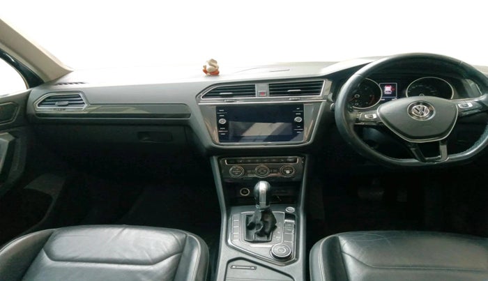 2018 Volkswagen TIGUAN HIGHLINE TDI AT, Diesel, Automatic, 57,000 km, interior