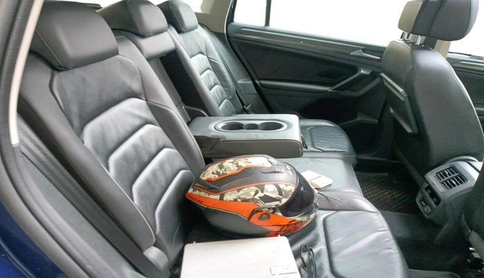 2018 Volkswagen TIGUAN HIGHLINE TDI AT, Diesel, Automatic, 57,000 km, interior