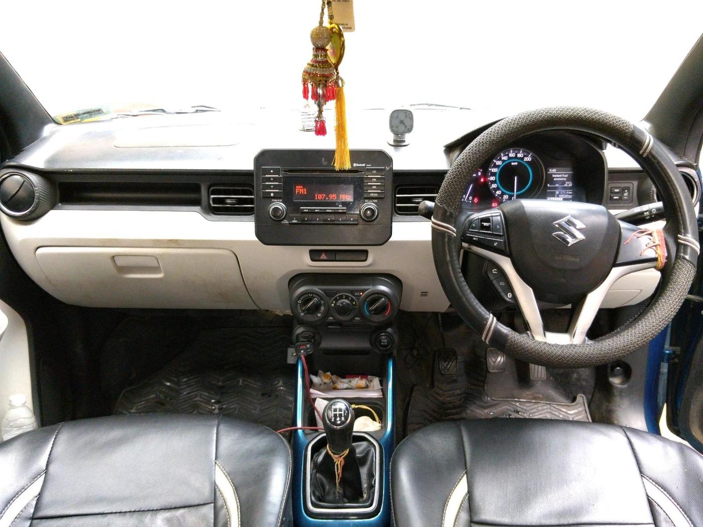 2017 Maruti IGNIS DELTA 1.2, Petrol, Manual, 69,036 km, interior