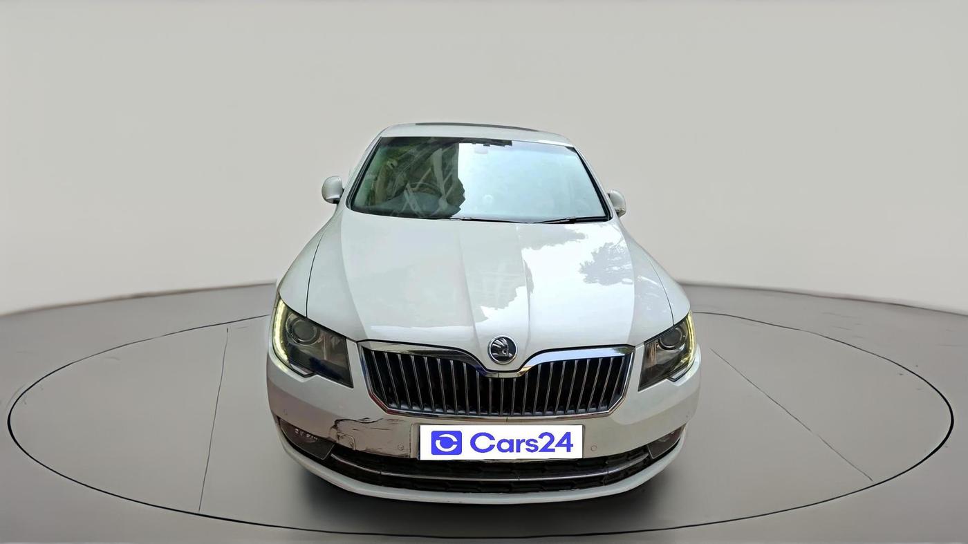 2014 Skoda Superb ELEGANCE 1.8 TSI AT, Petrol, Automatic, 51,992 km, exterior