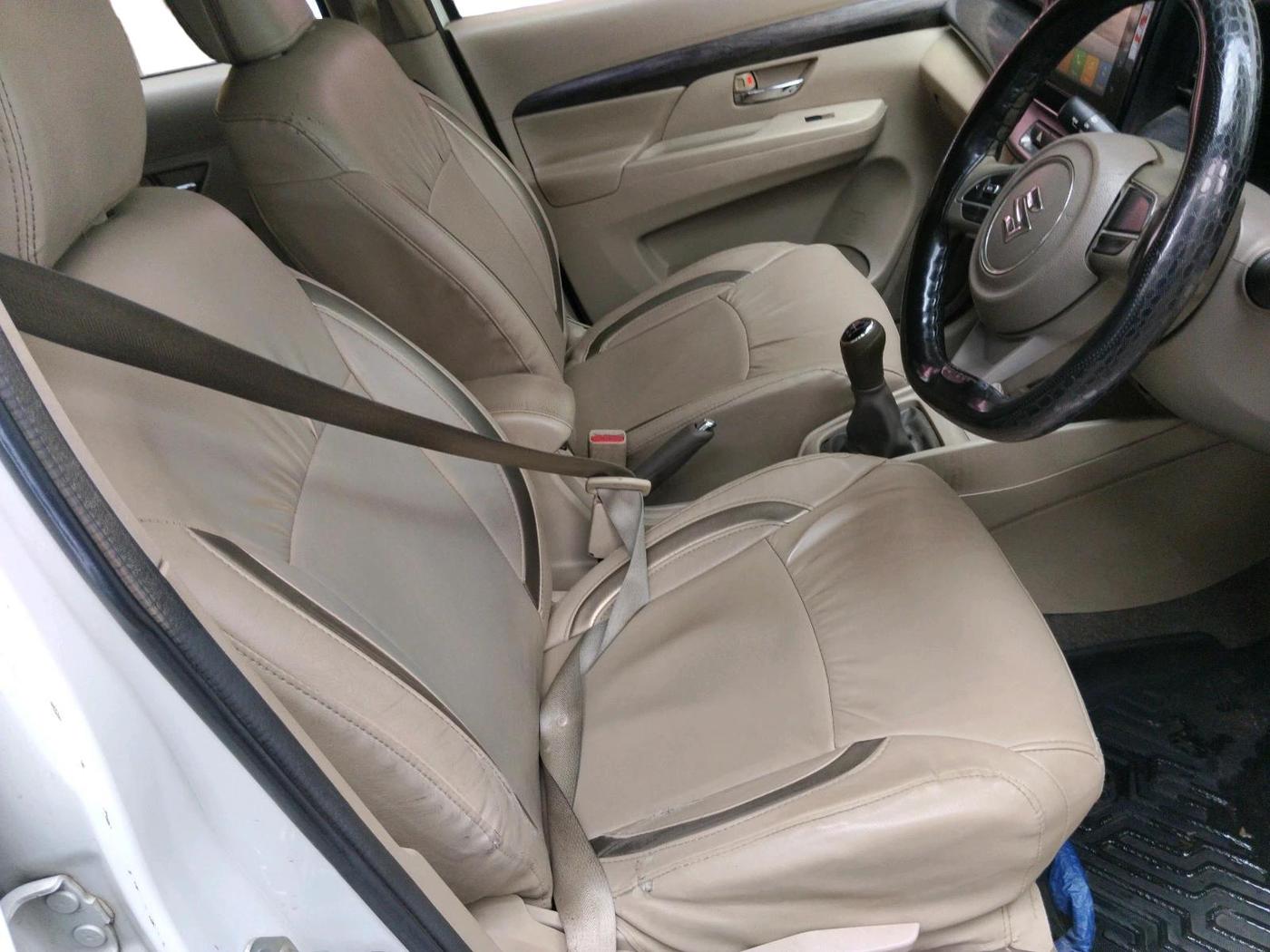 2023 Maruti Ertiga ZXI (O) CNG, CNG, Manual, 1,80,264 km, interior