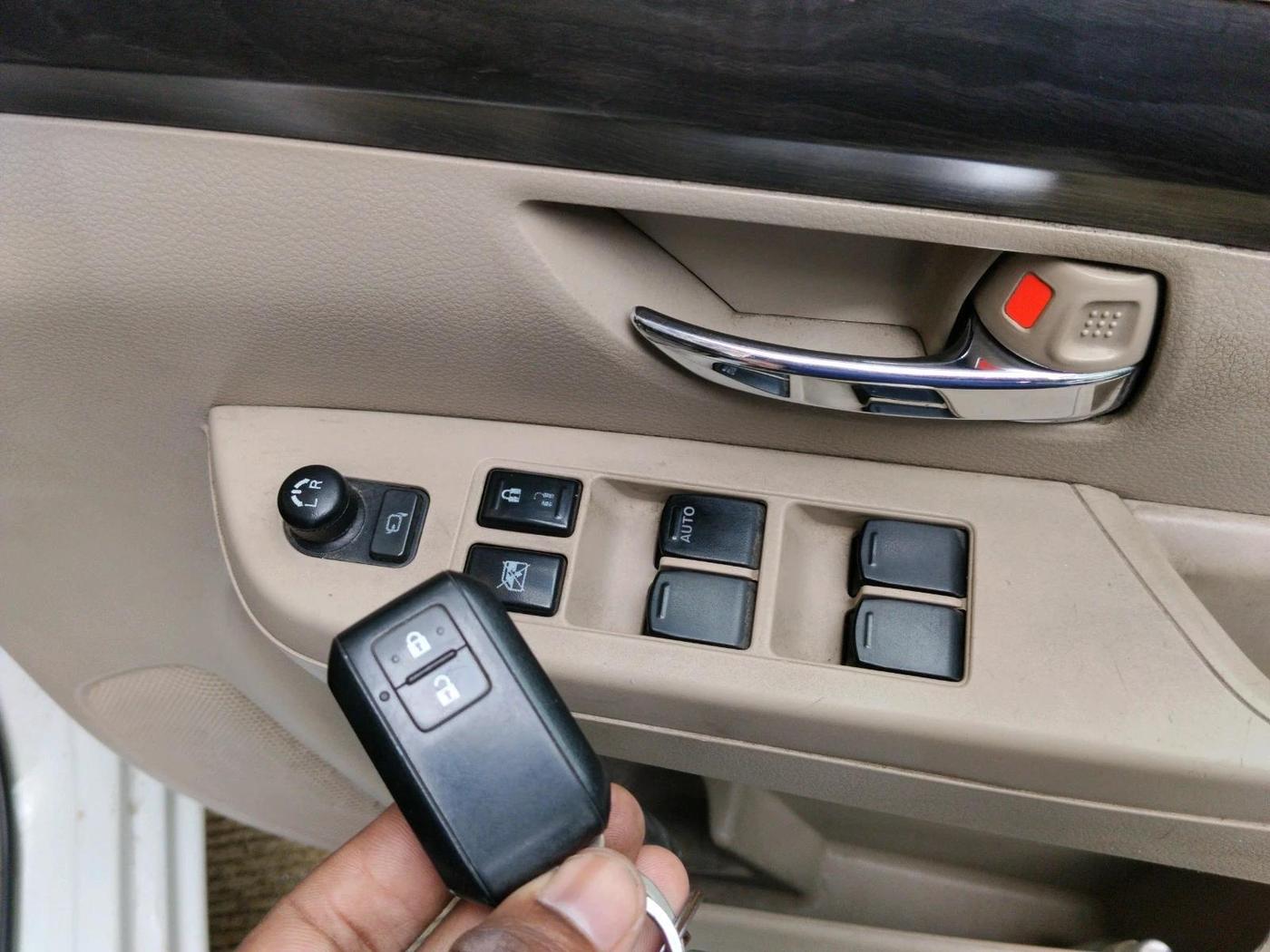 2023 Maruti Ertiga ZXI (O) CNG, CNG, Manual, 1,80,264 km, interior