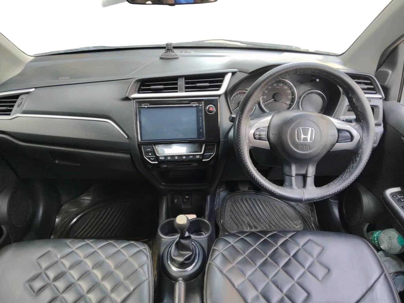 2018 Honda BR-V 1.5L I-VTEC V, Petrol, Manual, 1,24,116 km, interior