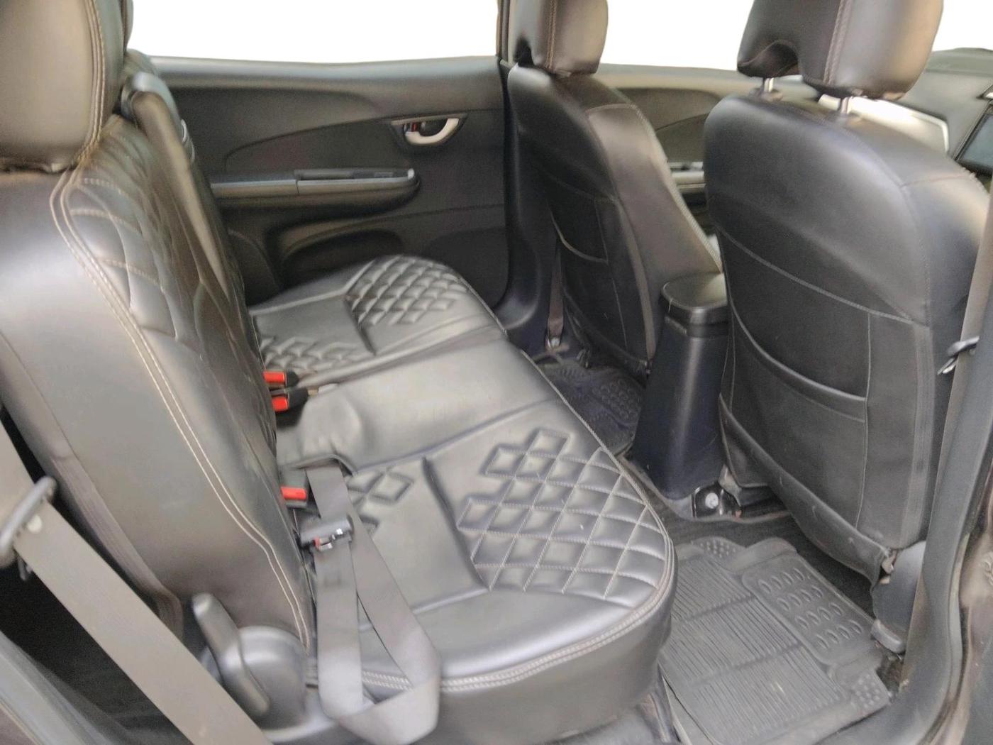 2018 Honda BR-V 1.5L I-VTEC V, Petrol, Manual, 1,24,116 km, interior