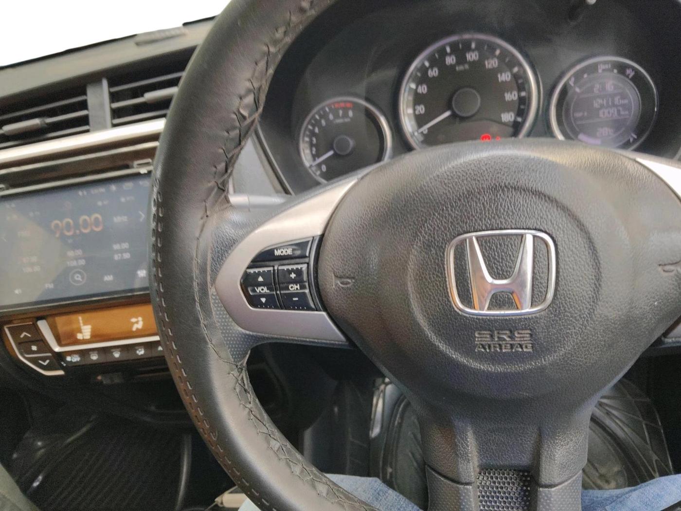 2018 Honda BR-V 1.5L I-VTEC V, Petrol, Manual, 1,24,116 km, interior