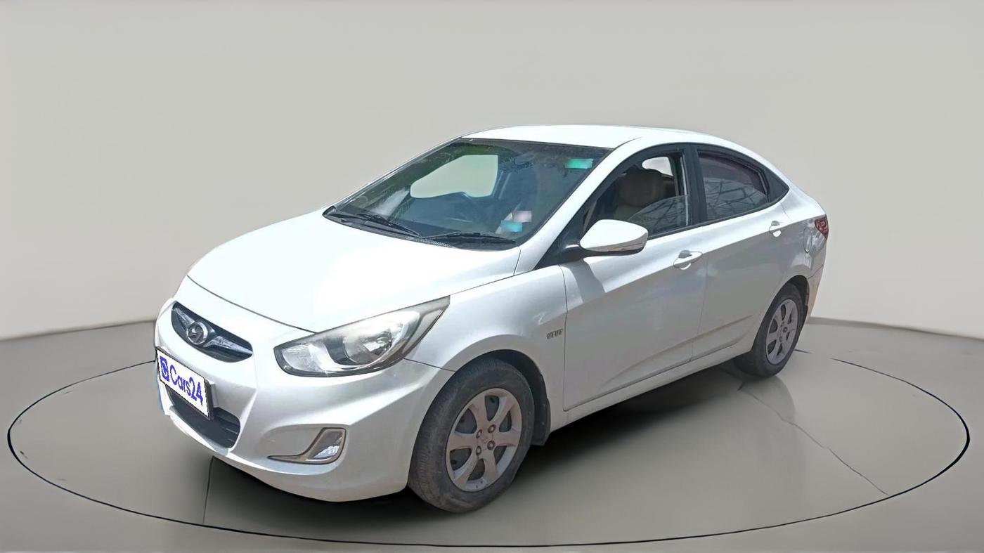 2012 Hyundai Verna FLUIDIC 1.4 VTVT, Petrol, Manual, 45,358 km, exterior