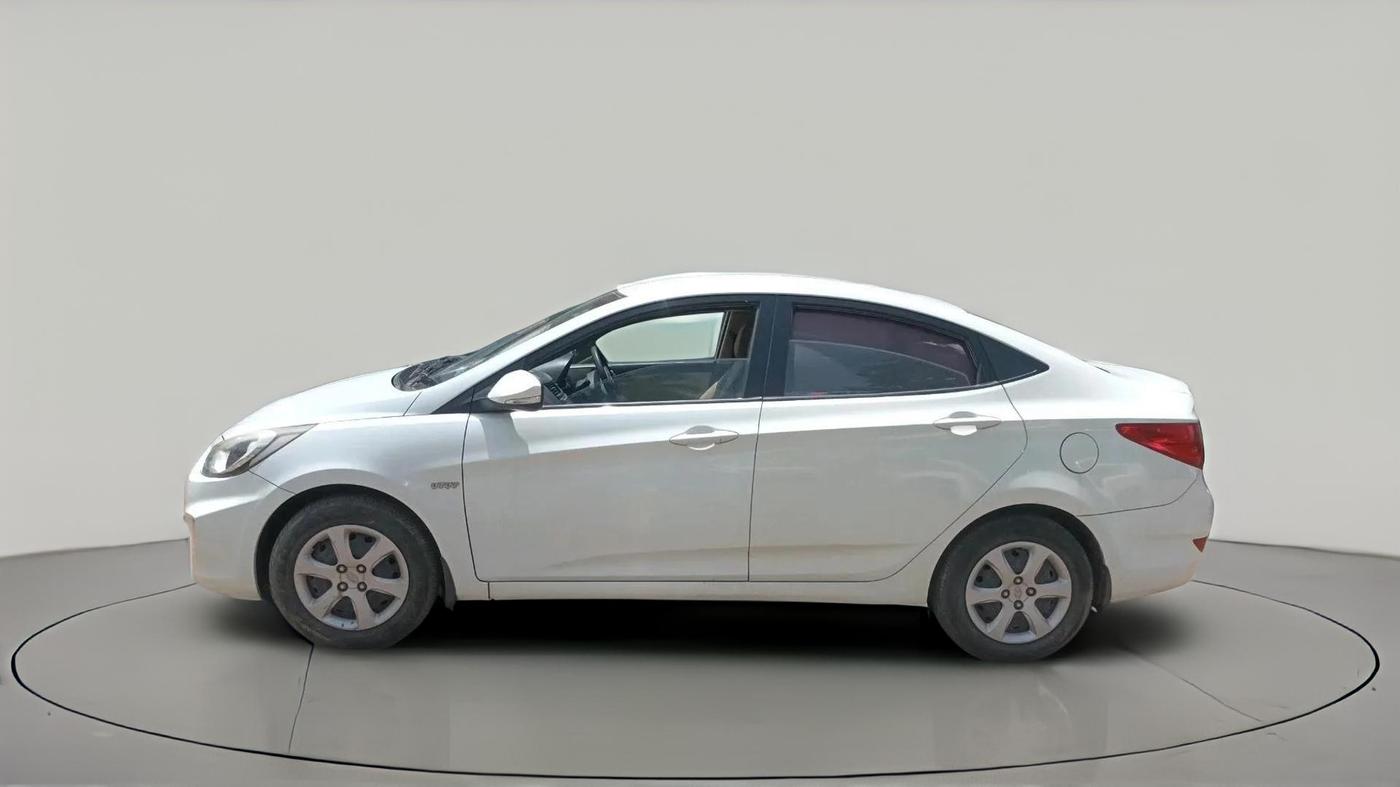 2012 Hyundai Verna FLUIDIC 1.4 VTVT, Petrol, Manual, 45,358 km, exterior