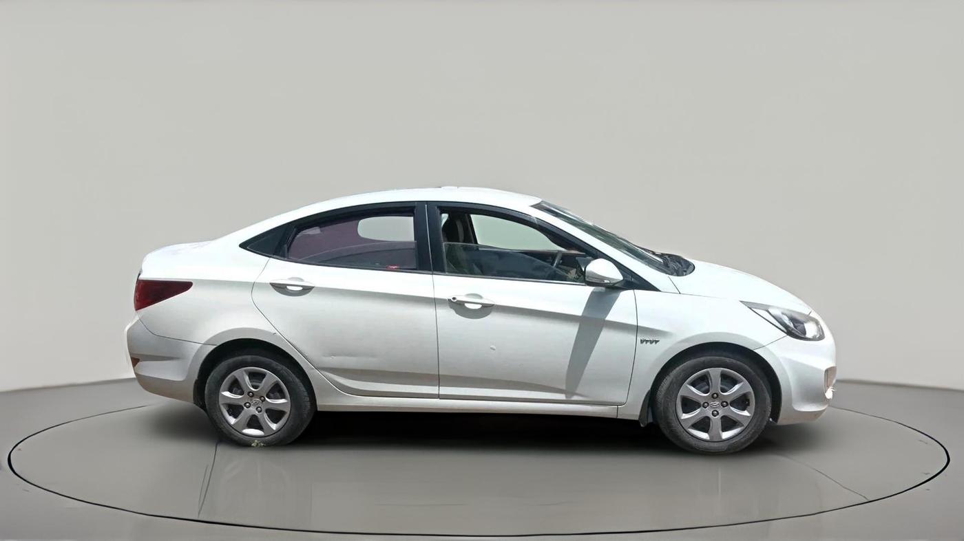 2012 Hyundai Verna FLUIDIC 1.4 VTVT, Petrol, Manual, 45,358 km, exterior