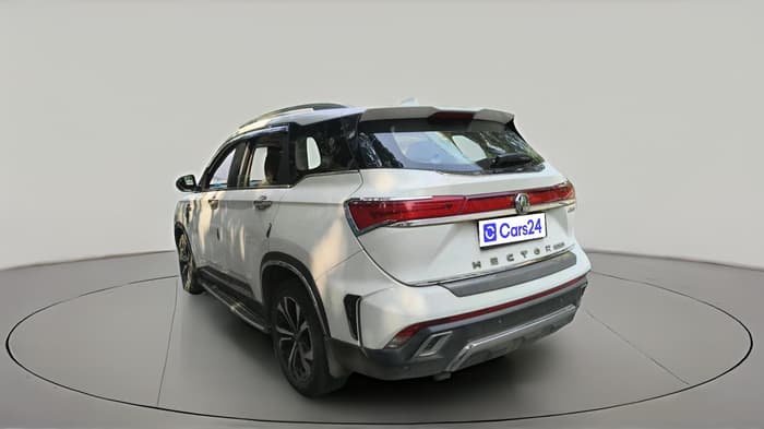 2023 MG HECTOR PLUS SAVVY PRO 1.5 TURBO CVT 7 STR, Petrol, Automatic, 23,891 km, exterior