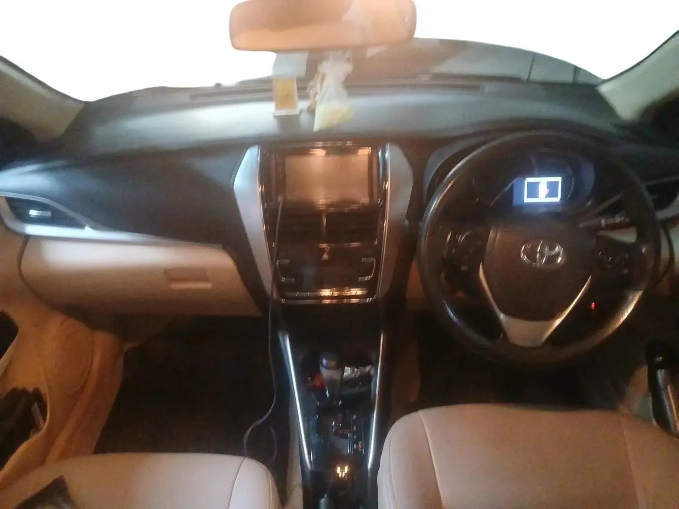2020 Toyota YARIS G CVT, Petrol, Automatic, 80,030 km, interior