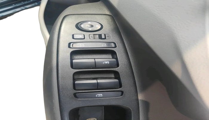 2022 Hyundai GRAND I10 NIOS SPORTZ 1.2 KAPPA VTVT, Petrol, Manual, 7,800 km, interior