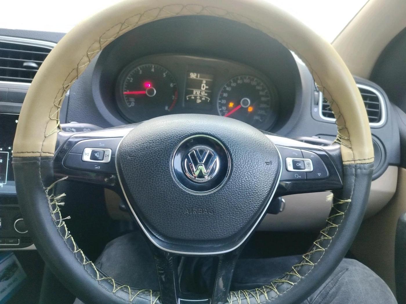 2016 Volkswagen Ameo HIGHLINE1.2L, Petrol, Manual, 37,212 km, interior