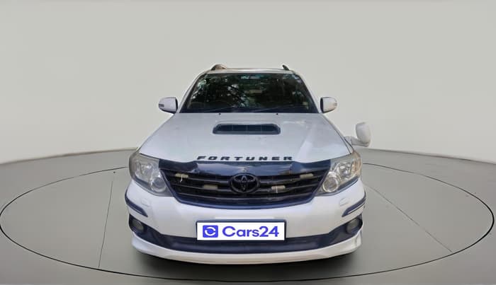 2014 Toyota Fortuner 3.0 4X2 AT, Diesel, Automatic, 2,16,000 km, exterior