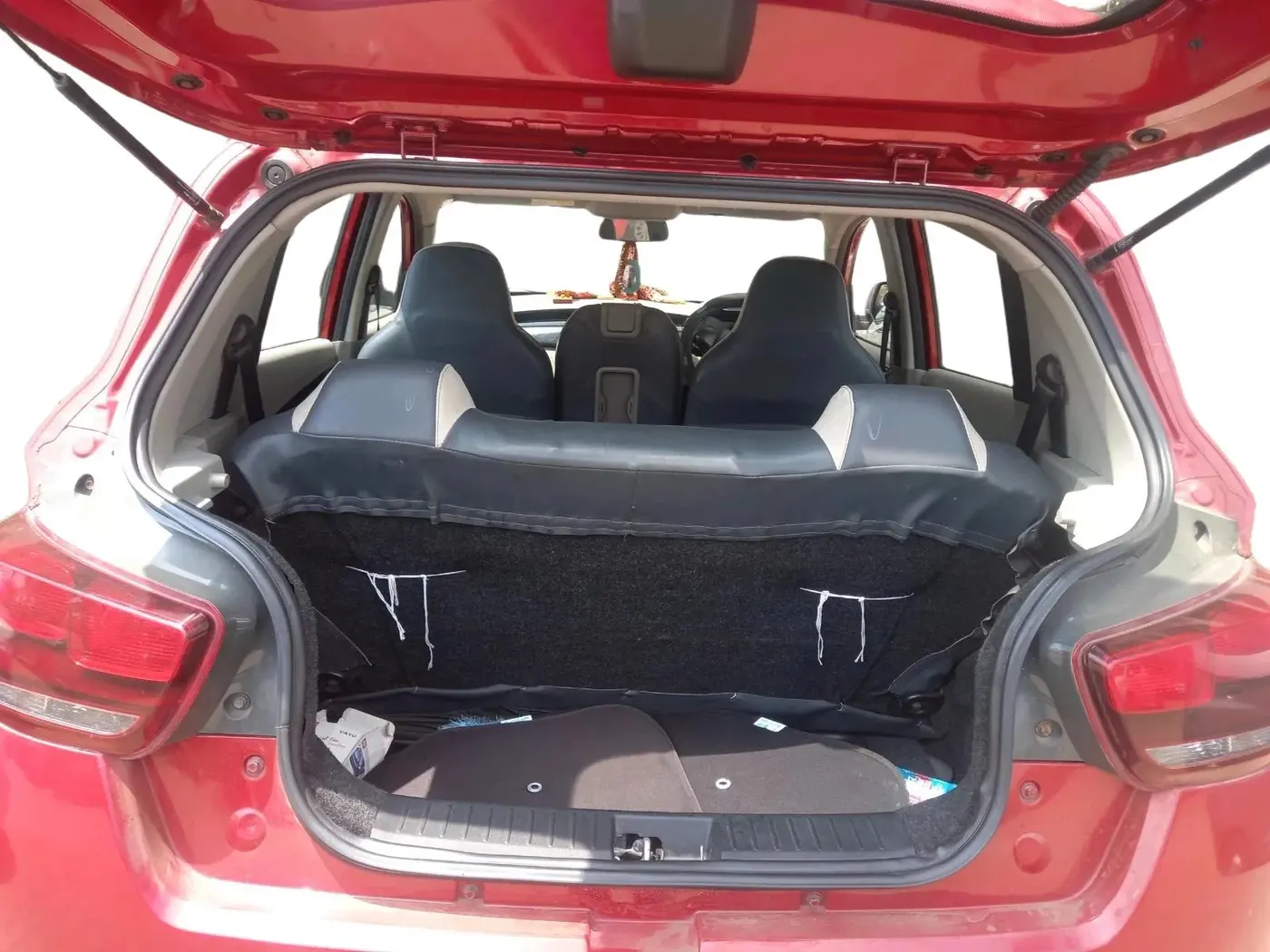 2016 Mahindra Kuv100 K2 PLUS 6 STR, Petrol, Manual, 53,000 km, exterior
