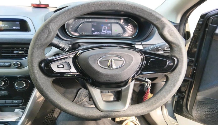 2022 Tata NEXON XMA SUNROOF PETROL, Petrol, Automatic, 34,987 km, interior