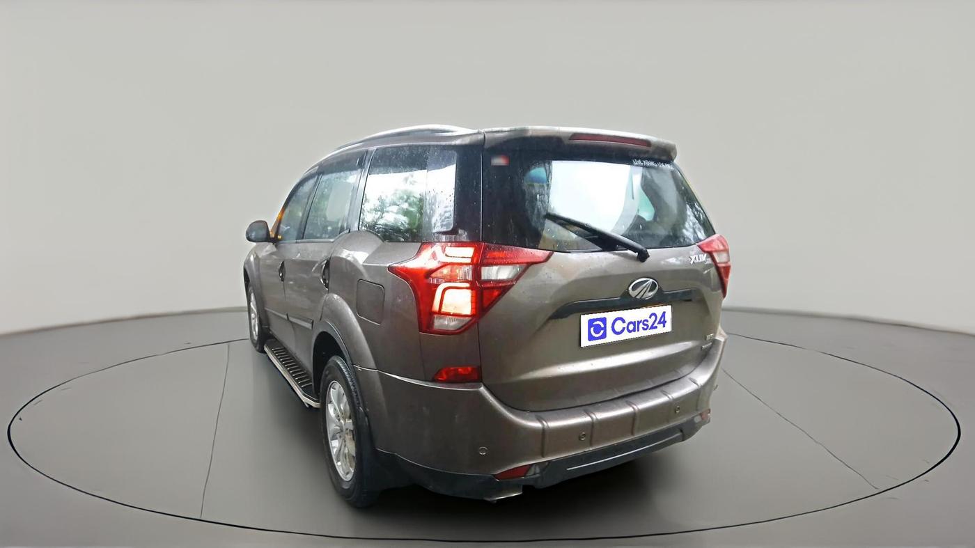 2019 Mahindra XUV500 W9 AT, Diesel, Automatic, 39,009 km, exterior