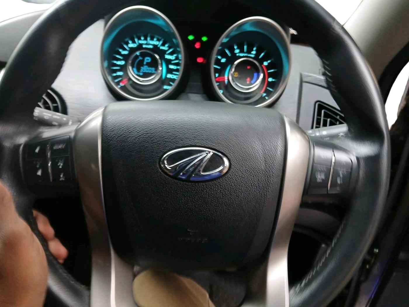 2019 Mahindra XUV500 W9 AT, Diesel, Automatic, 39,009 km, interior