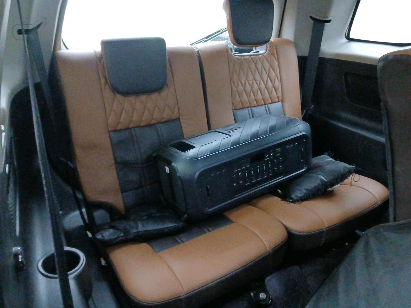 2019 Mahindra XUV500 W9 AT, Diesel, Automatic, 39,009 km, interior