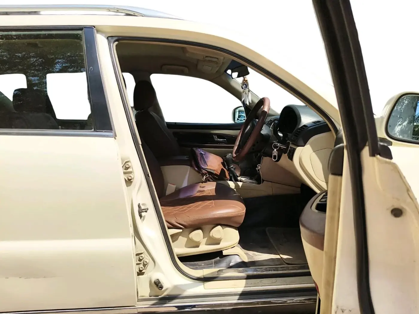 2013 Ssangyong Rexton RX5, Diesel, Manual, 95,891 km, interior