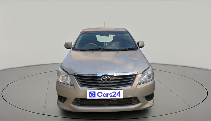 2013 Toyota Innova 2.5 G 8 STR, Diesel, Manual, 90,485 km, exterior