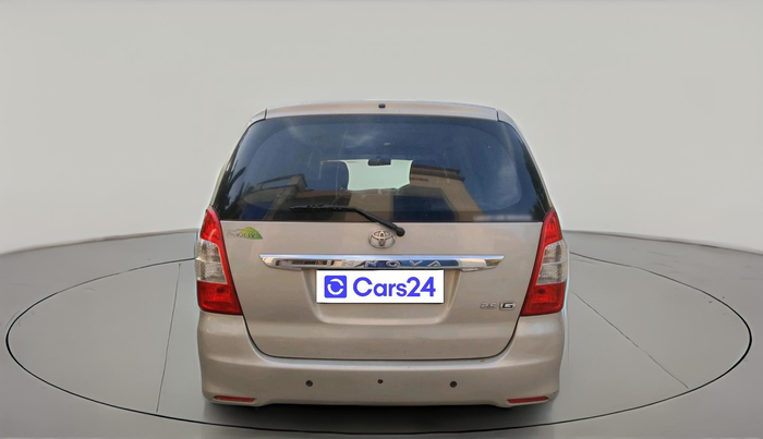 2013 Toyota Innova 2.5 G 8 STR, Diesel, Manual, 90,485 km, exterior