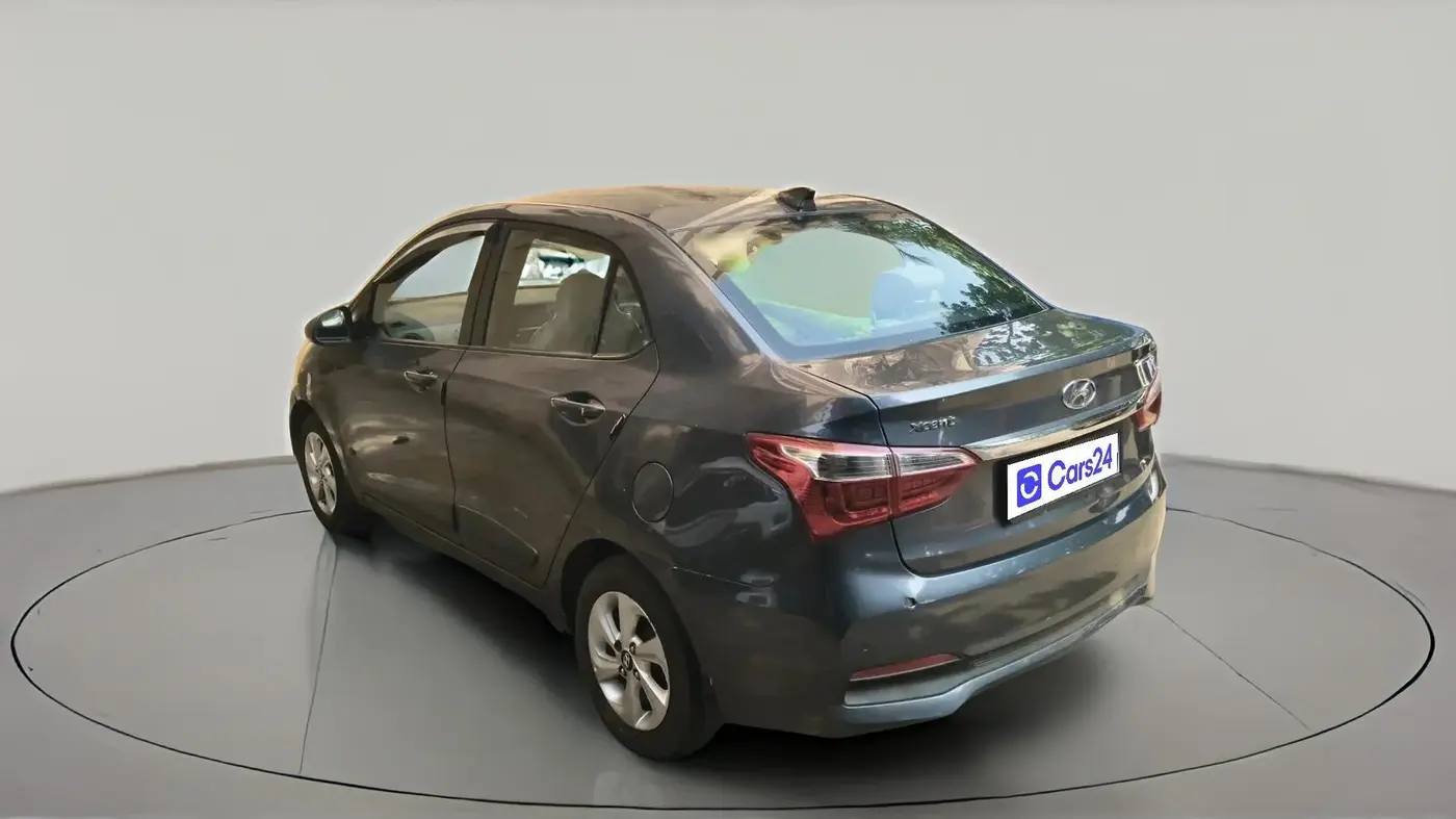 2017 Hyundai Xcent SX 1.2, Petrol, Manual, 38,032 km, exterior