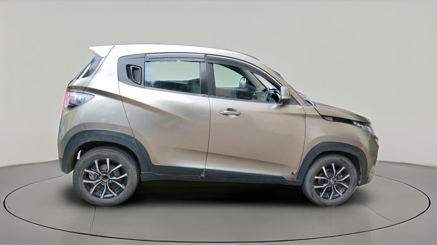 2017 Mahindra KUV 100 NXT K8 P 6 STR, Petrol, Manual, 58,938 km, exterior