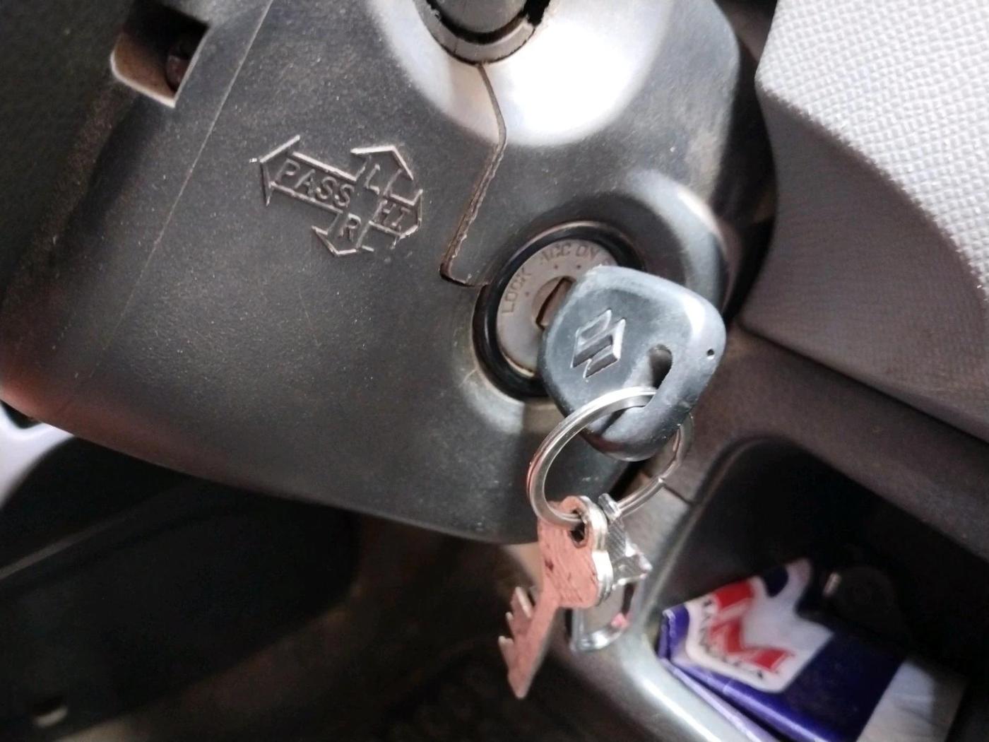 2012 Maruti Wagon R 1.0 LXI CNG, CNG, Manual, 70,194 km, interior
