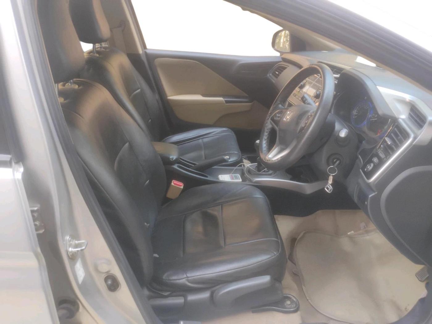 2015 Honda City 1.5L I-VTEC SV, Petrol, Manual, 57,081 km, interior