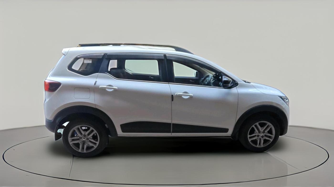 2021 Renault TRIBER RXZ AMT, Petrol, Automatic, 8,562 km, exterior