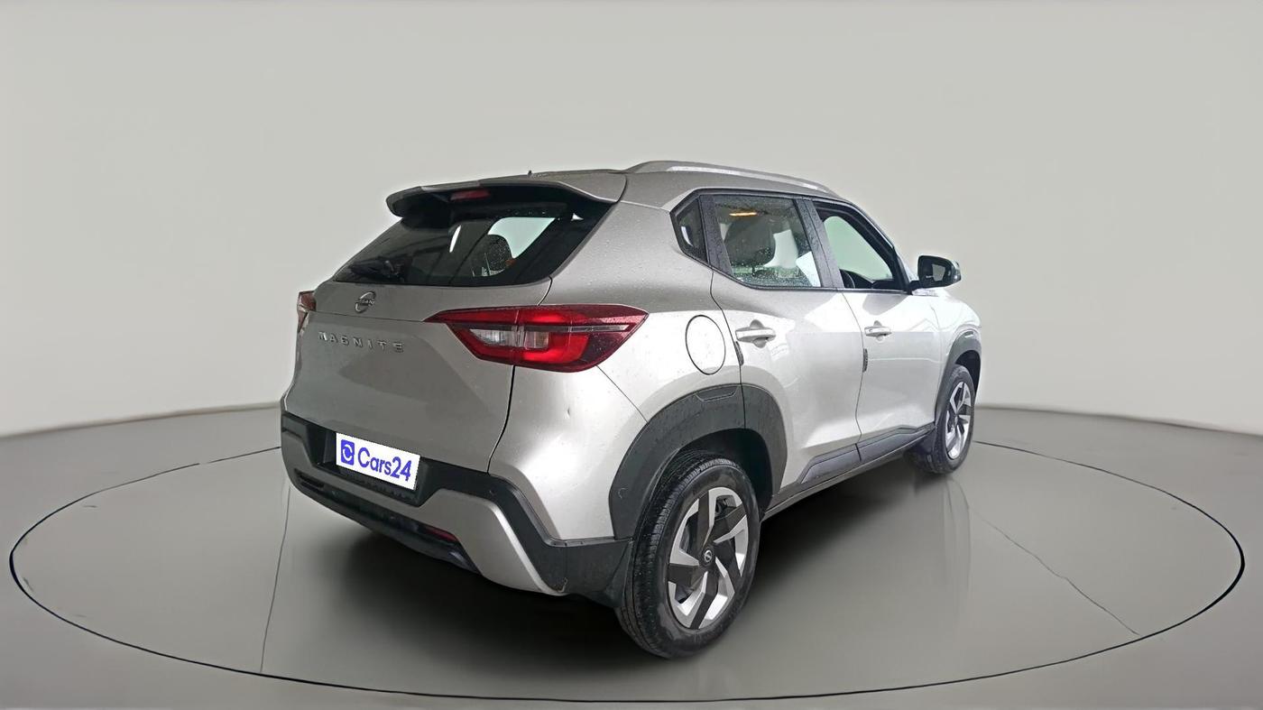 2024 Nissan MAGNITE XL, Petrol, Manual, 10,436 km, exterior