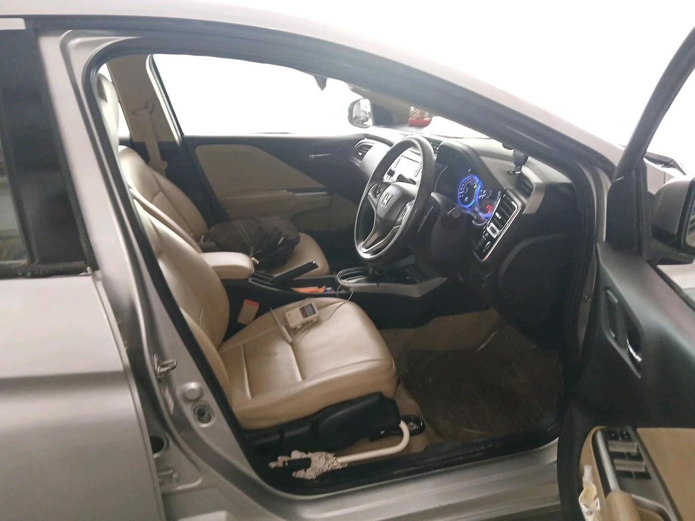 2016 Honda City 1.5L I-VTEC VX CVT, Petrol, Automatic, 62,168 km, interior