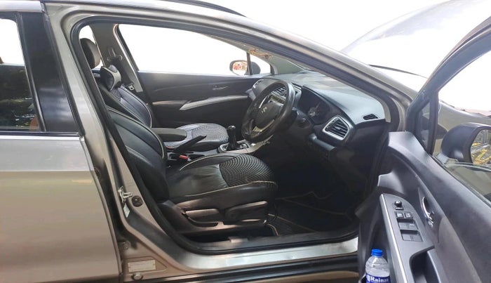 2015 Maruti S Cross ZETA 1.3, Diesel, Manual, 63,867 km, interior