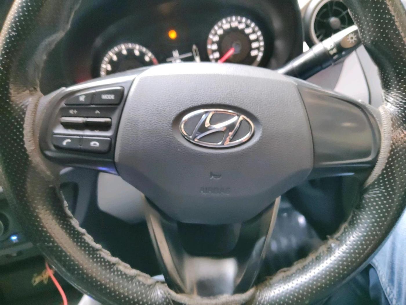 2019 Hyundai GRAND I10 NIOS MAGNA AMT 1.2 KAPPA VTVT, Petrol, Automatic, 45,652 km, interior