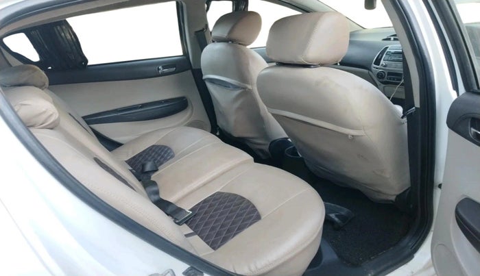 2012 Hyundai i20 SPORTZ 1.2, Petrol, Manual, 73,720 km, interior