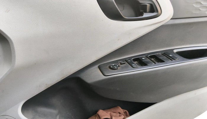 2022 Hyundai GRAND I10 NIOS MAGNA 1.2 KAPPA VTVT CNG, CNG, Manual, 36,255 km, interior