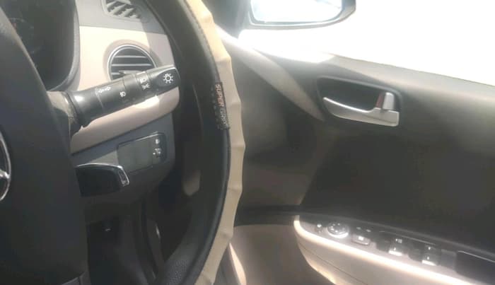 2015 Hyundai Xcent S (O) 1.2, Petrol, Manual, 60,890 km, interior