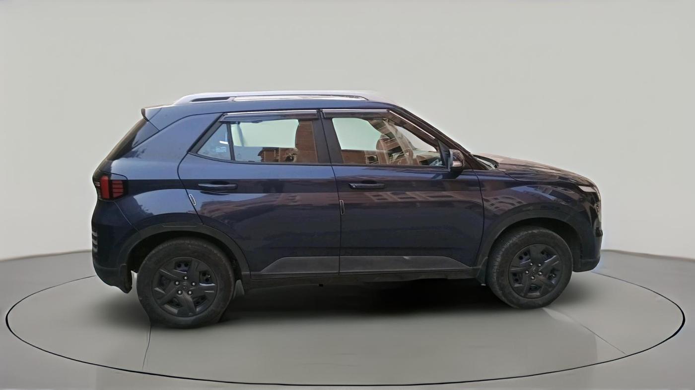 2023 Hyundai VENUE SX 1.2 PETROL, Petrol, Manual, 17,370 km, exterior