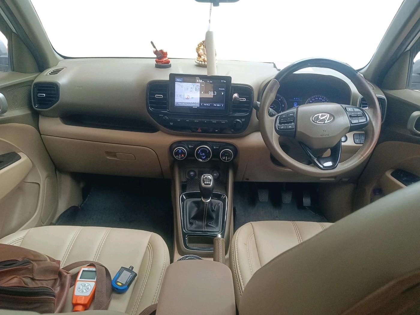 2019 Hyundai VENUE SX(O) 1.4 CRDI, Diesel, Manual, 73,929 km, interior