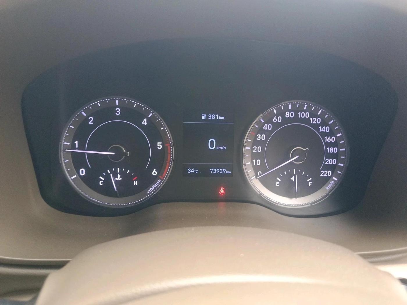 2019 Hyundai VENUE SX(O) 1.4 CRDI, Diesel, Manual, 73,929 km, interior