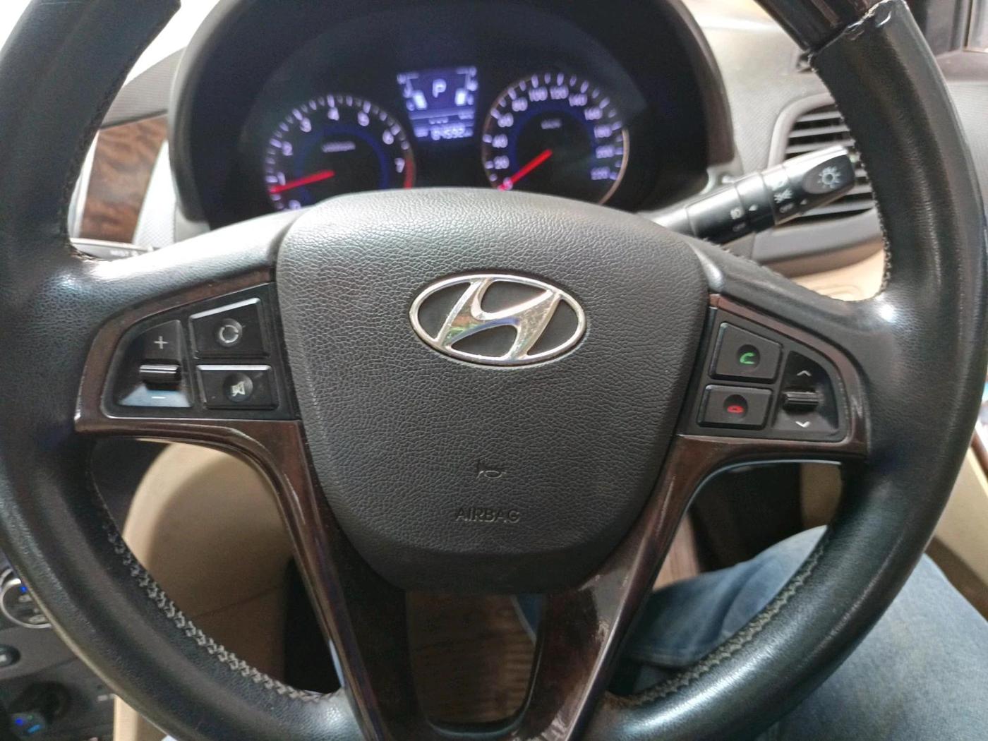 2014 Hyundai Verna FLUIDIC 1.6 VTVT SX AT, Petrol, Automatic, 84,592 km, interior