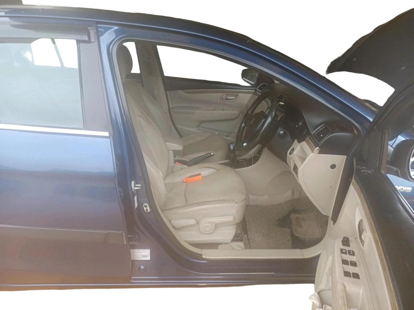 2018 Maruti Ciaz ALPHA DIESEL 1.3, Diesel, Manual, 1,71,551 km, interior
