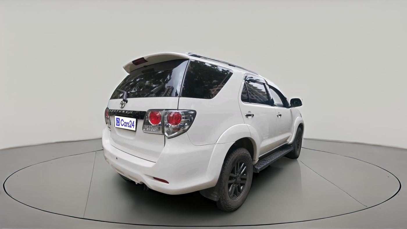 2012 Toyota Fortuner 3.0 4X2 AT, Diesel, Automatic, 1,11,454 km, exterior