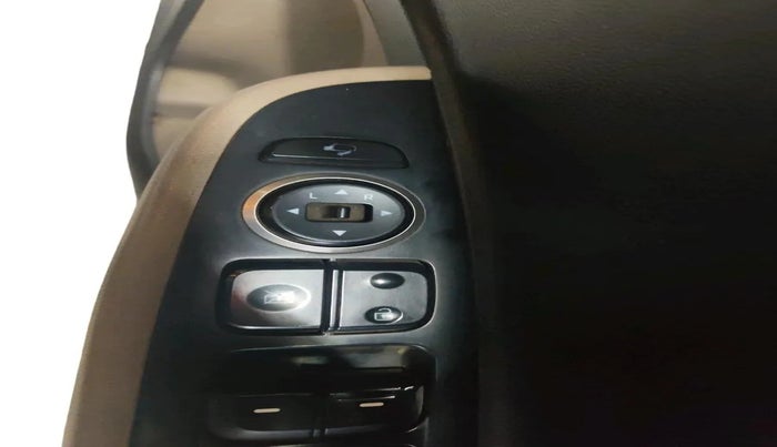 2018 Hyundai Xcent S 1.2, CNG, Manual, 1,12,536 km, interior