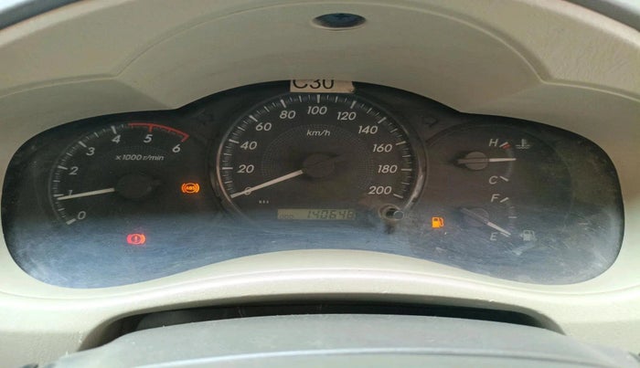 2012 Toyota Innova 2.5 GX 8 STR, Diesel, Manual, 1,40,648 km, interior