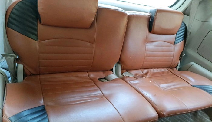 2012 Toyota Innova 2.5 GX 8 STR, Diesel, Manual, 1,40,648 km, interior