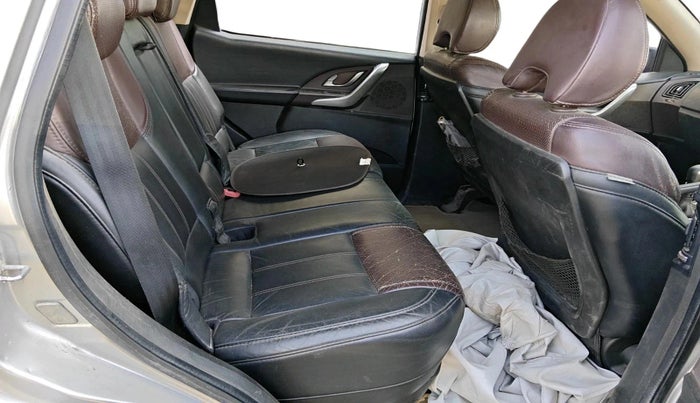 2012 Mahindra XUV500 W8, Diesel, Manual, 61,915 km, interior