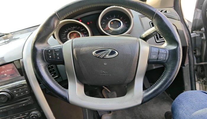 2012 Mahindra XUV500 W8, Diesel, Manual, 61,915 km, interior